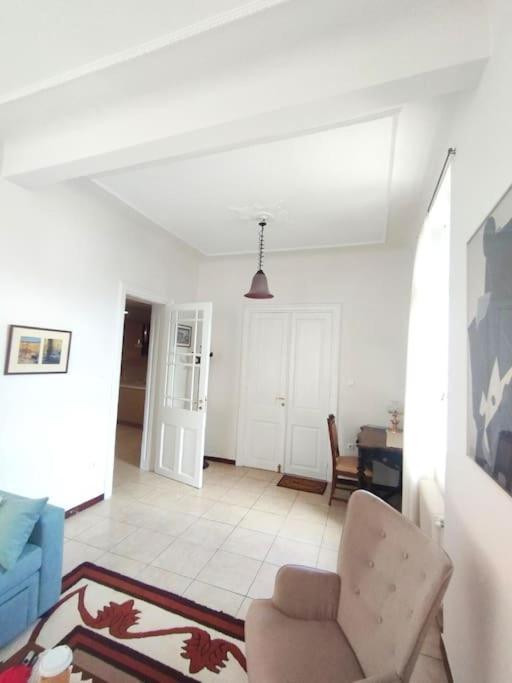 Calliope'S Neoclassical Home In The Heart Of Plaka Atene Esterno foto
