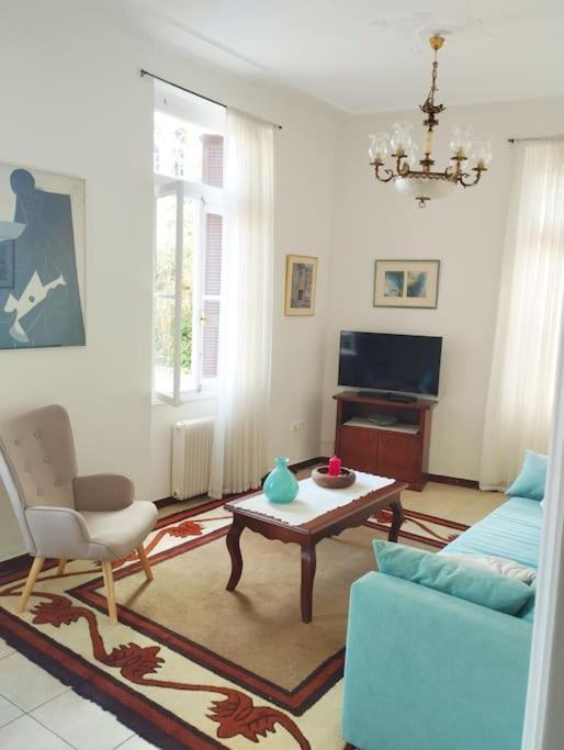Calliope'S Neoclassical Home In The Heart Of Plaka Atene Esterno foto